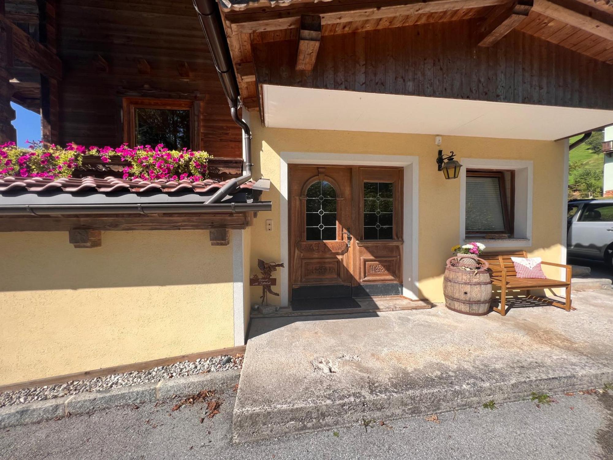 Ferienwohnung Platzhirsch Panorama View Balkon, Gartensauna, Garten, Grillplatz Stumm Exterior photo